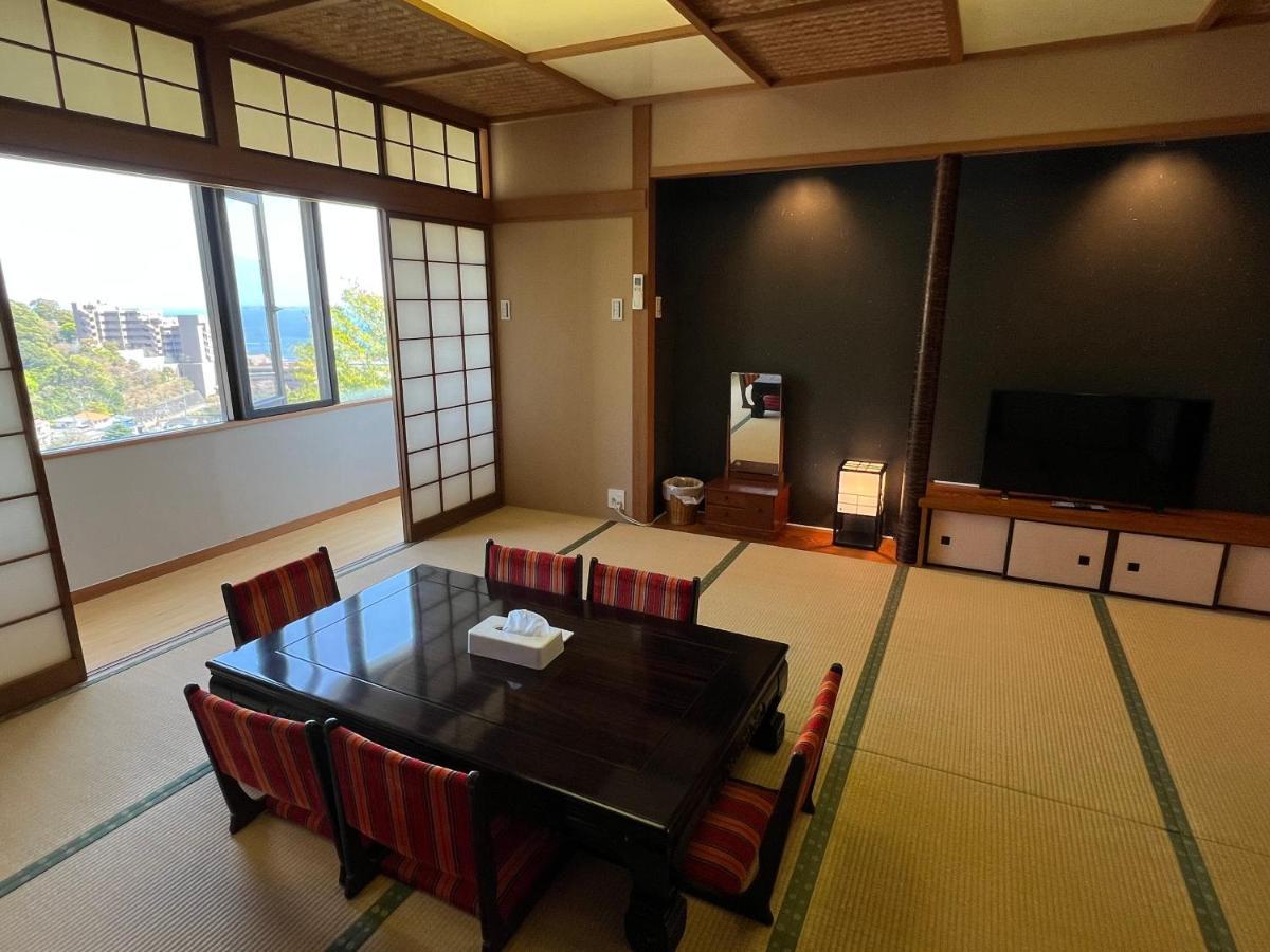 熱海温泉　実の別荘 Atami  Exterior photo
