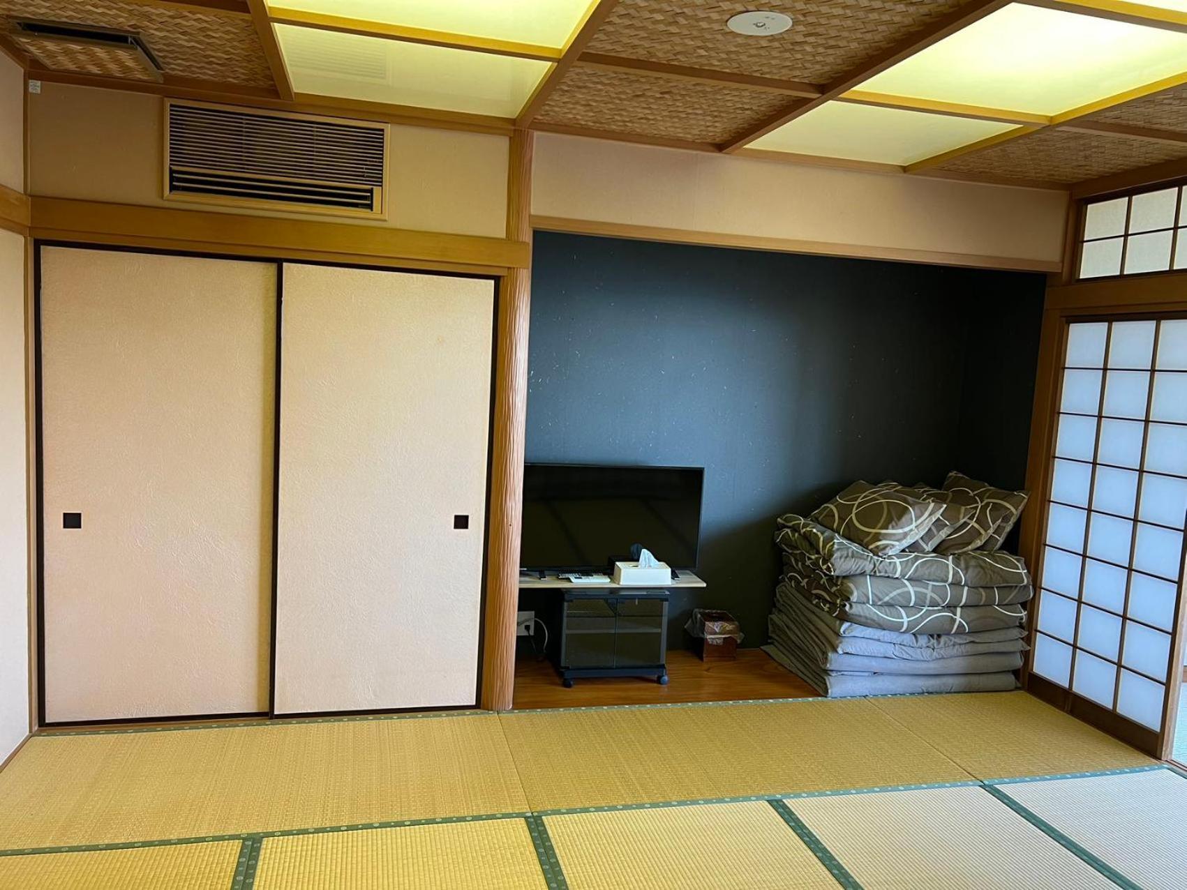 熱海温泉　実の別荘 Atami  Exterior photo